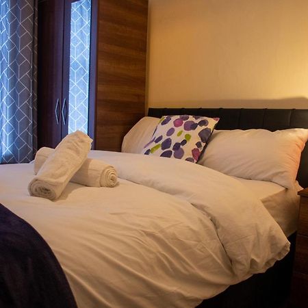 Royale Green View House- Free Parking, Wifi, Perfect For Contractors And Holiday Northampton Luaran gambar