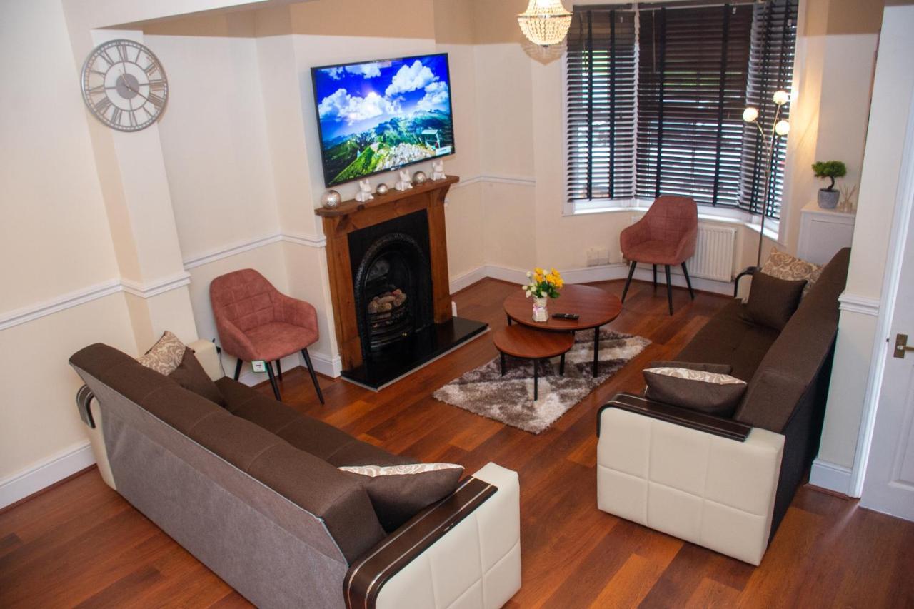 Royale Green View House- Free Parking, Wifi, Perfect For Contractors And Holiday Northampton Luaran gambar